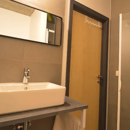 Gorgeous Holiday Home In Malmedy With Indoor Pool Feriehus *