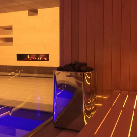 Gorgeous Holiday Home In Malmedy With Indoor Pool Feriehus